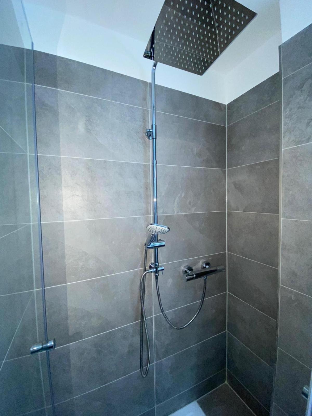 Luxus Apartment With Balcony دورتموند المظهر الخارجي الصورة
